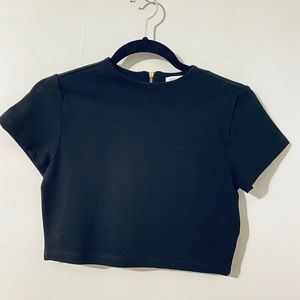 Stella Luce Black Short Sleeved Crop Top